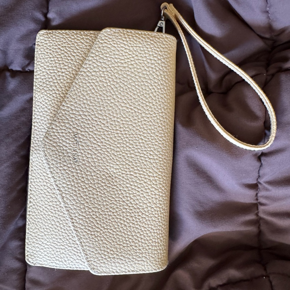 Matt and Nat Mustard clutch